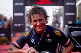 Alex Zanardi migliora e torna a comunicare