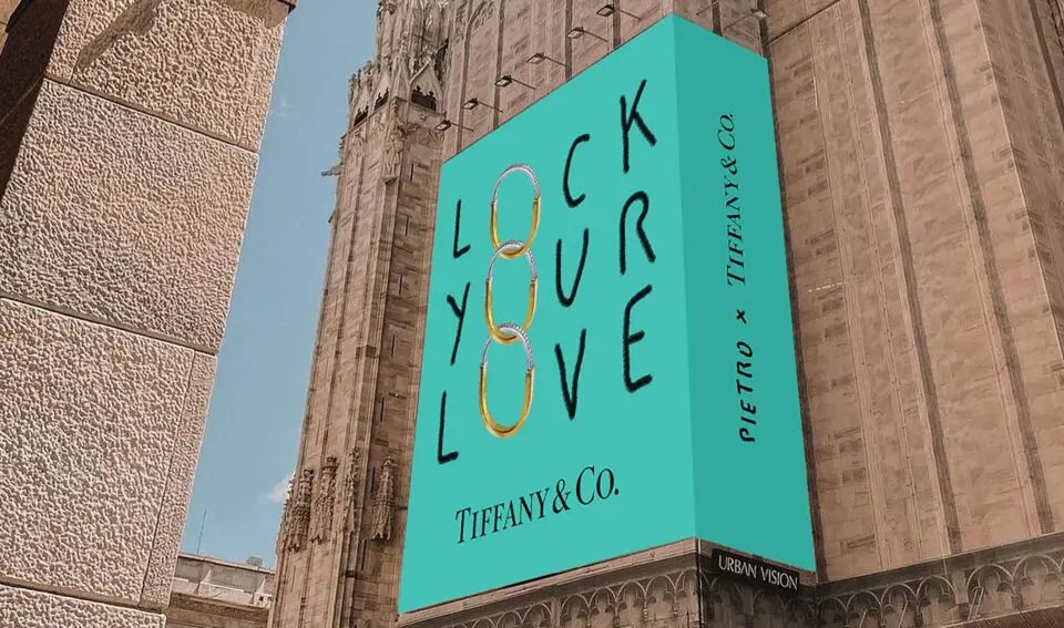 Tiffany x Pietro Terzini: a Milano Piazza Duomo si tinge di Tiffany Blue