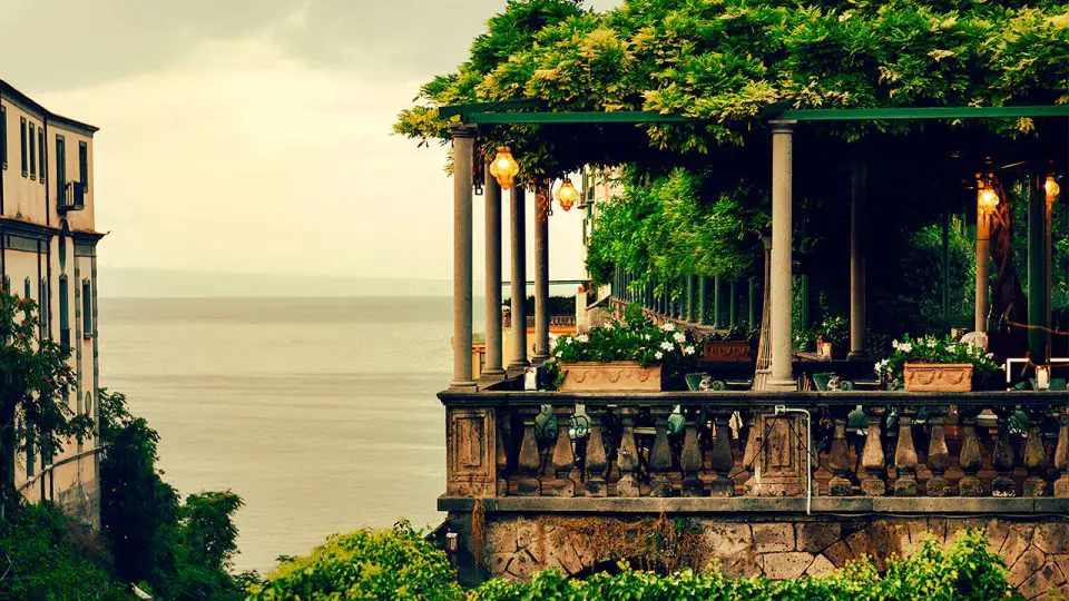 La Pergola Bar à Champagne all'Excelsior di Sorrento