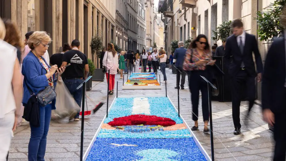 Infiorata Via della Spiga 2024