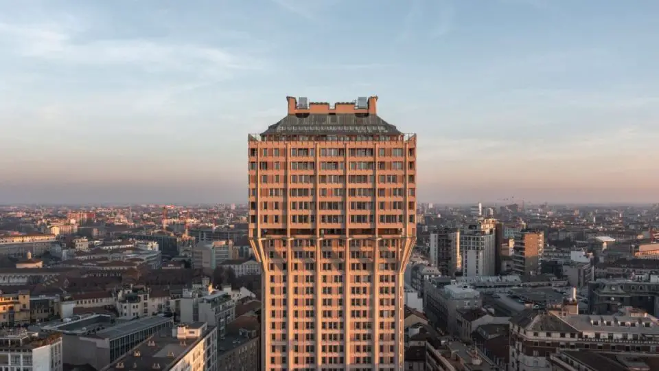 Hines, la storica Pasticceria San Carlo arriva sulla Torre Velasca