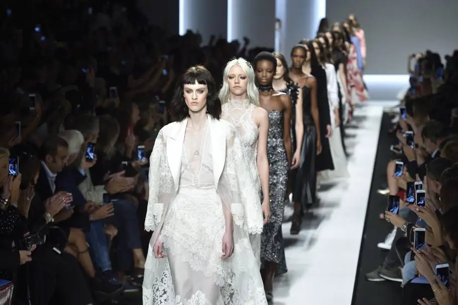 Milano Moda Donna SS25, tornano In calendario Boss e Biagiotti