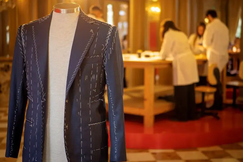 Kiton mostra Parigi con Triennale Milano